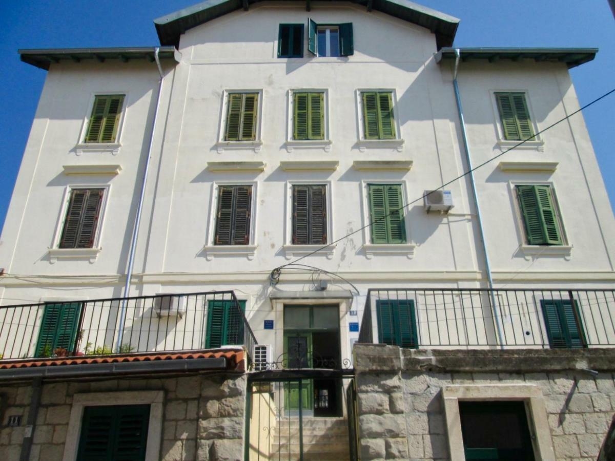 Ferienwohnung Studio Apt Orchard On Rokova St - 5 Min Walk To The Old Town Of Split Exterior foto